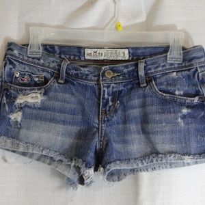 Hollister Shorts Distressed Sz 3 Denim